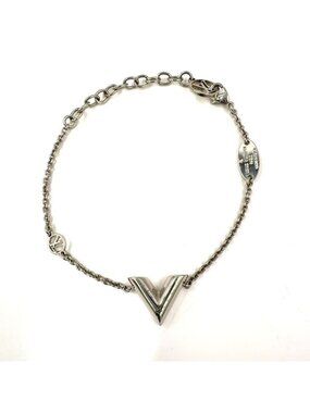 Louis Vuitton Essential Metal Silver Bracelet